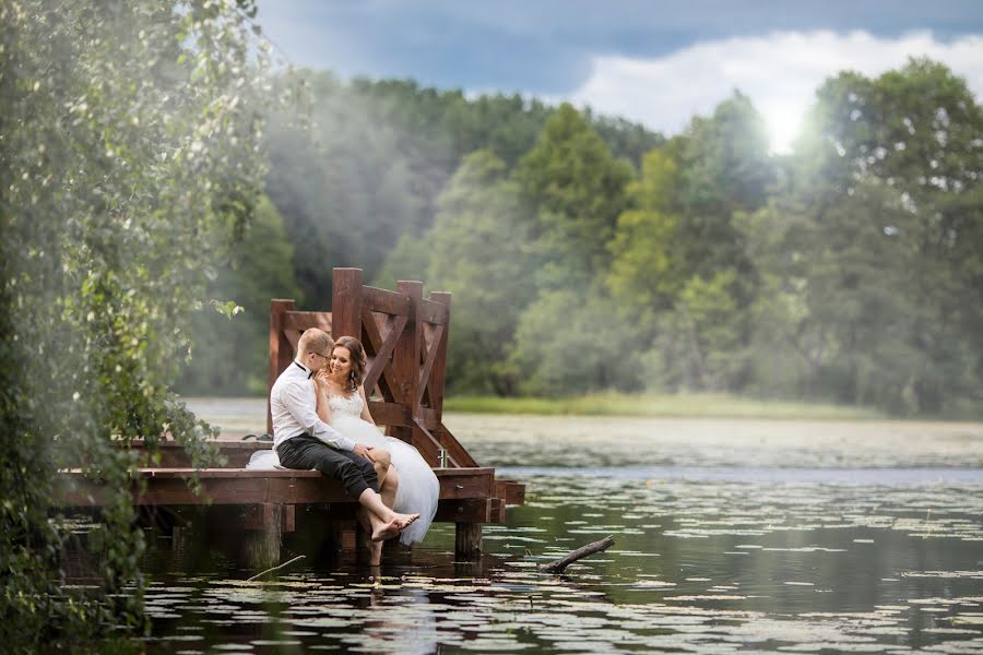 Fotógrafo de casamento Tomasz Król (fototeka). Foto de 18 de fevereiro 2018