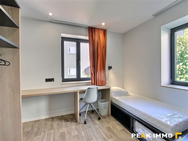 Location meublée appartement 1 pièce 20 m² à Annecy (74000), 650 €