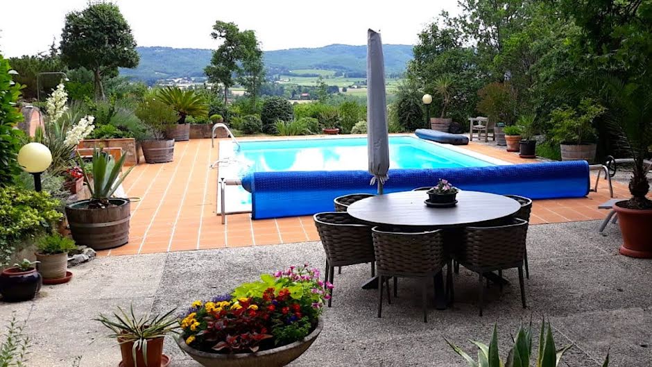 Vente maison 4 pièces 145 m² à Cahors (46000), 395 200 €