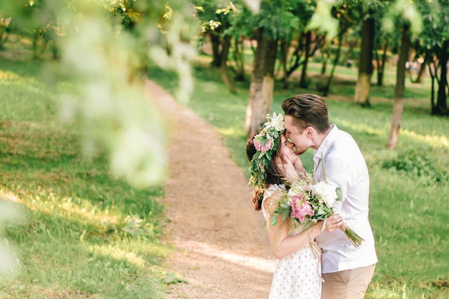 Fotógrafo de bodas Rinat Khabibulin (photorinat). Foto del 4 de julio 2018