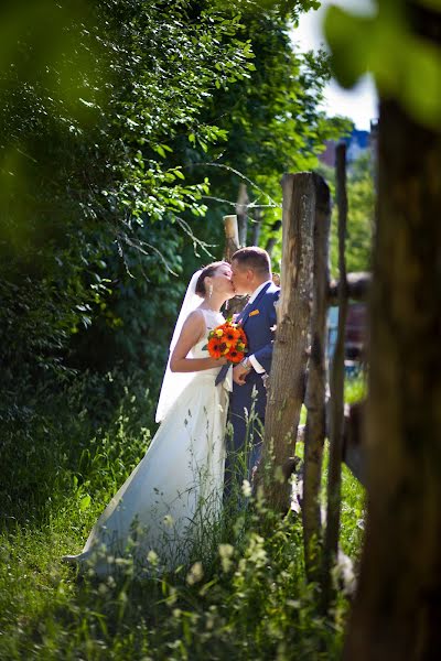 Wedding photographer Katerina Khomenko (kfat4). Photo of 13 August 2014