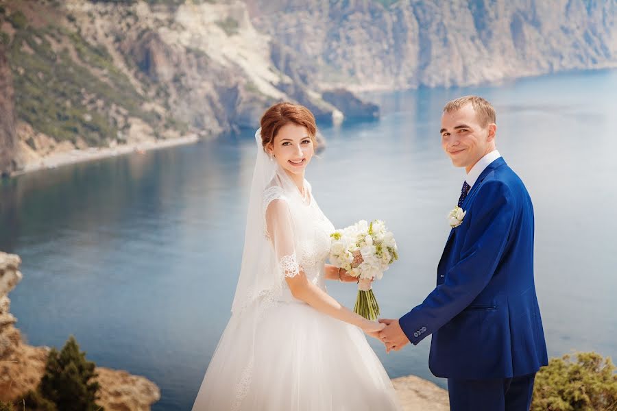 Wedding photographer Tatyana Tatarin (ozzzi). Photo of 2 November 2015