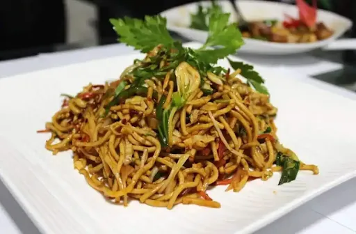 Veg Chilli Garlic Noodles