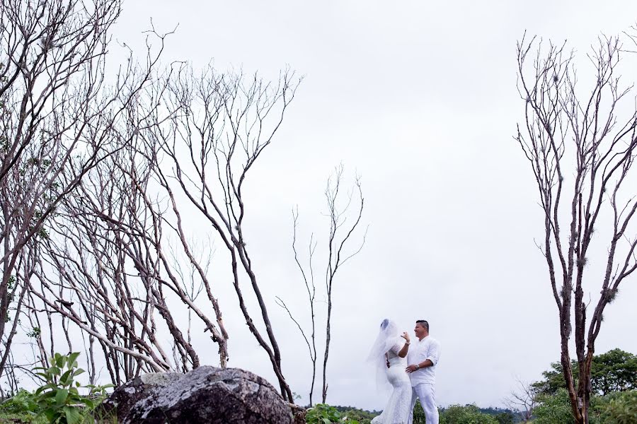 Wedding photographer Luis Castillo (luiscastillo). Photo of 6 July 2016