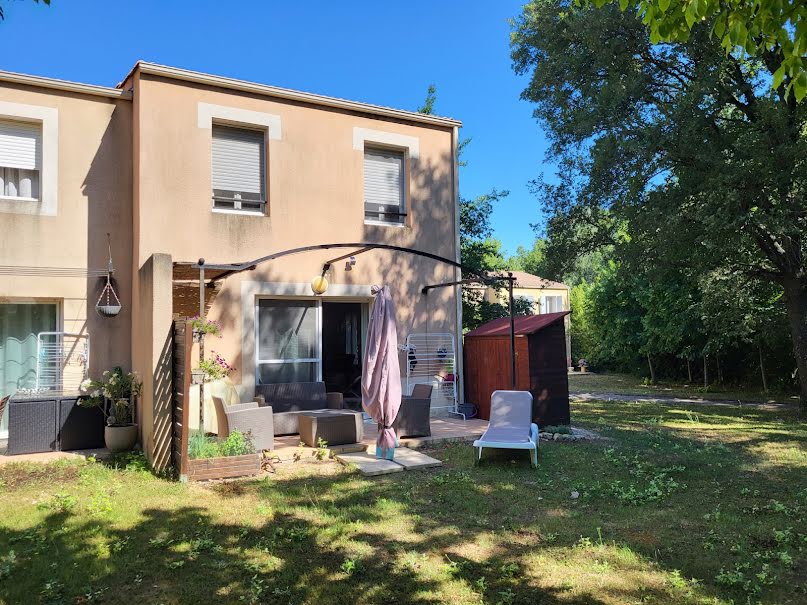 Vente maison 4 pièces 82.25 m² à Fuveau (13710), 102 000 €