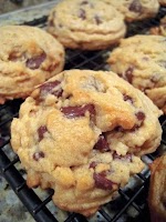 DOUBLE PEANUT BUTTER AND MILK CHOCOLATE CHIP COOKIES was pinched from <a href="https://www.facebook.com/Hillbilly.CASTIRONCooking/photos/a.552027824855838.1073741828.552003248191629/1109273475797934/?type=3" target="_blank">www.facebook.com.</a>