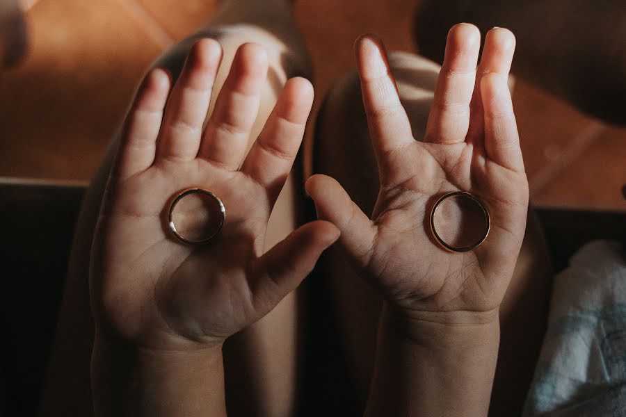 Fotografo di matrimoni Luigi Orru (orru). Foto del 27 settembre 2022