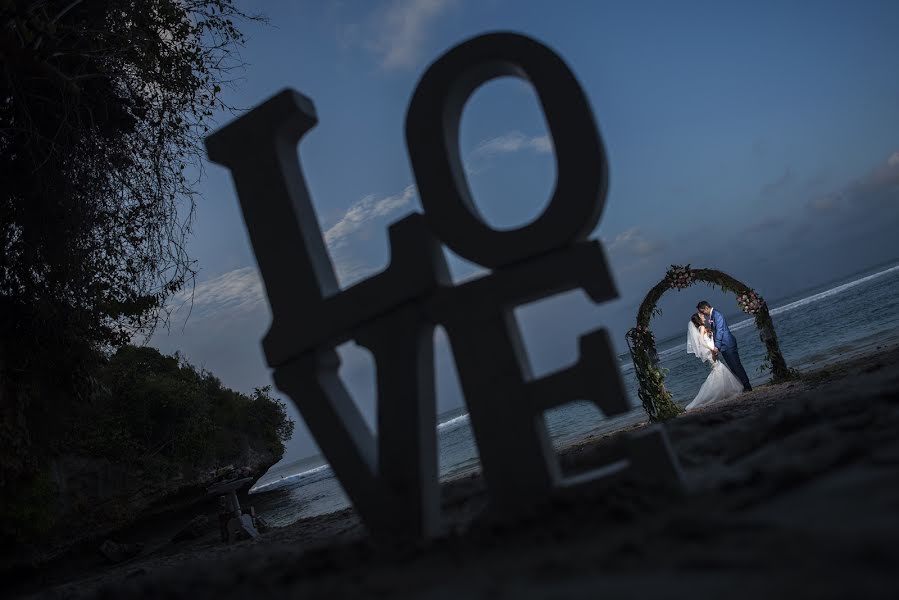 Fotógrafo de casamento Andra Lesmana (lesmana). Foto de 13 de outubro 2017