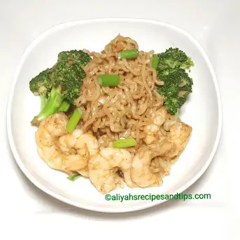 Chicken Ramen Stir Fry - Jo Cooks