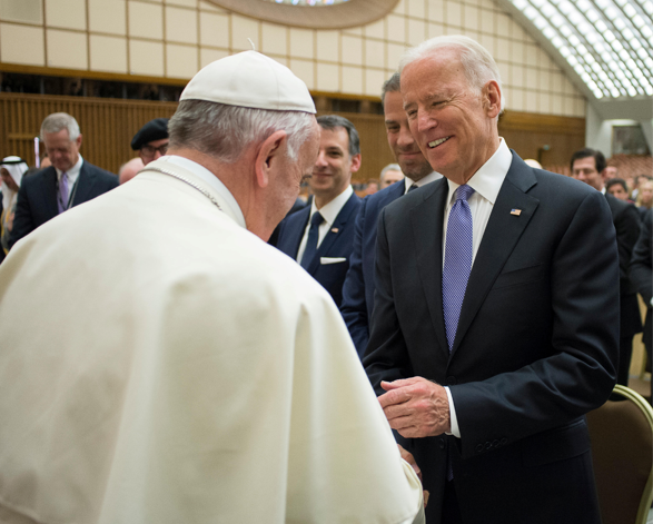 Pope Francis meets US Vice President Joe Biden (R) in Paul VI hall at the Vatican on April 29, 2016 .