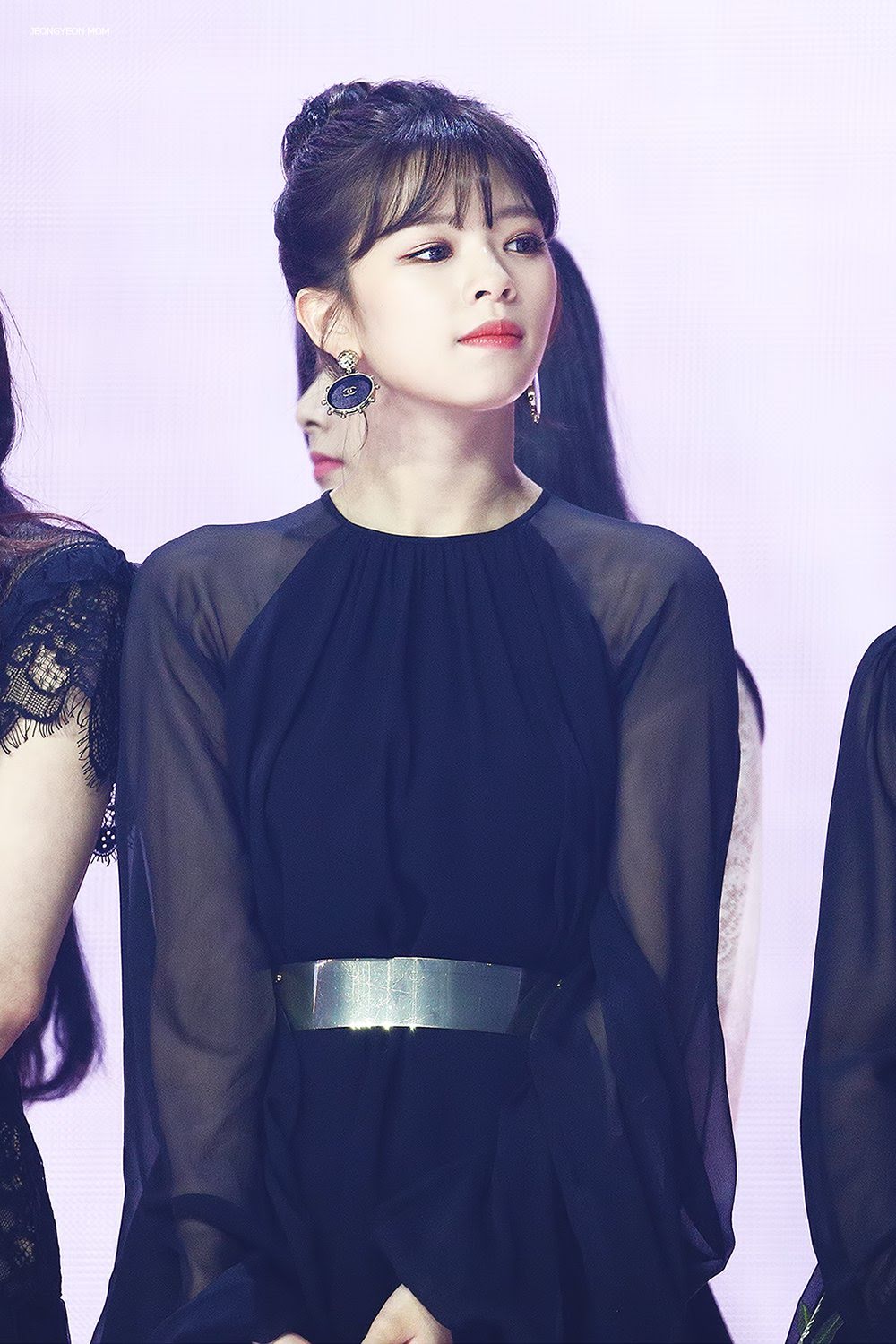 robe jeongyeon 26