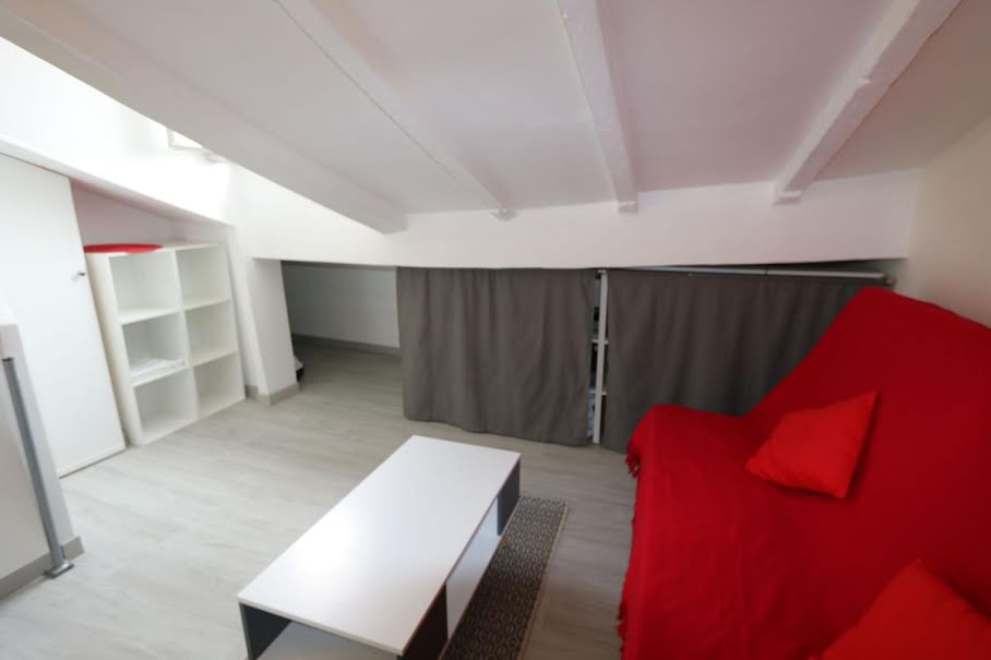 Location meublée appartement 1 pièce 10 m² à Nice (06000), 448 €