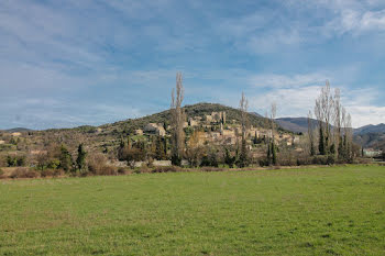 villa à Montbrun-les-Bains (26)