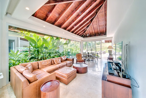 House 3