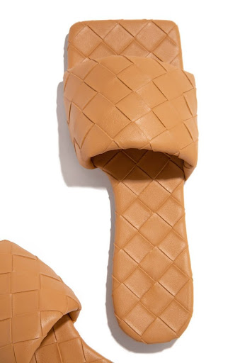 Title 1, Casual Square Toe Solid Color One-line Low-Heel...