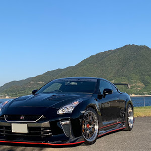 NISSAN GT-R R35