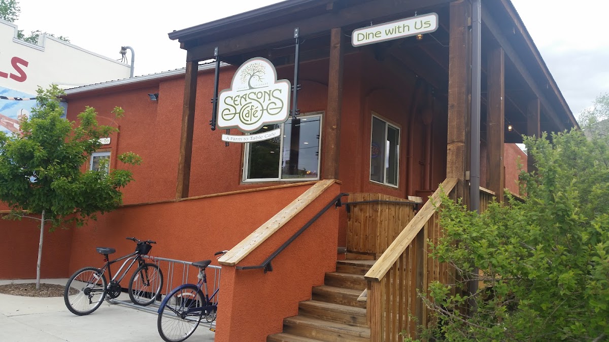 The front was totally refinished. The inside delightful and opened patio to the river.