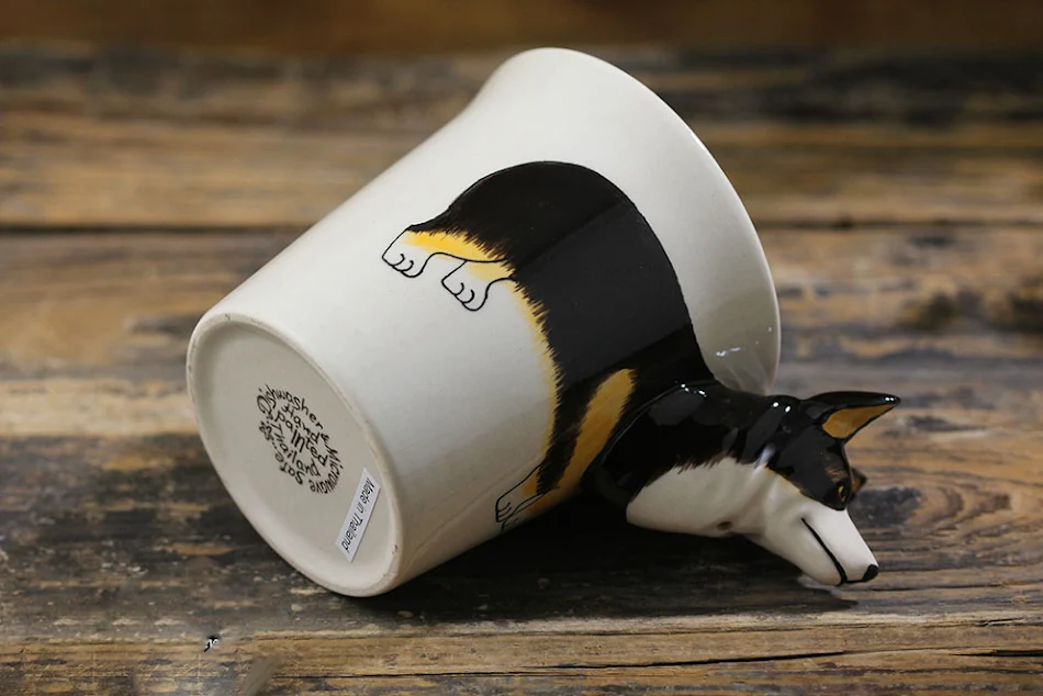 Driedimensionale cartoon Corgi keramische beker, schattig dierendesign, perfect voor koffie en thee, duurzaam en ideaal voor dagelijks gebruik.