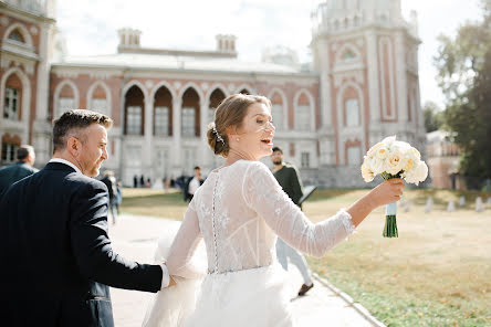 Fotografo di matrimoni Olga Vasileva (olgakapelka). Foto del 4 dicembre 2022