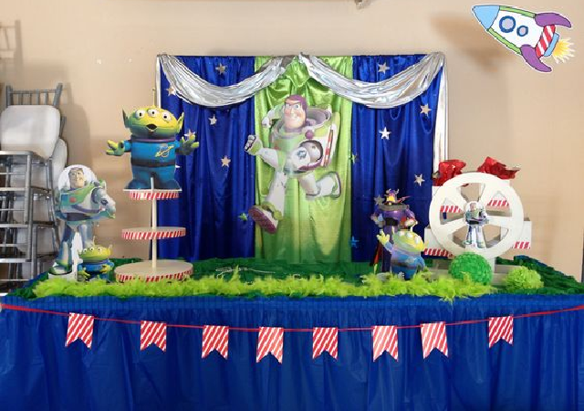 decoração para festa buzz lightyear