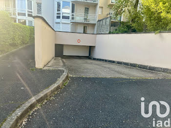 parking à Savigny-le-Temple (77)