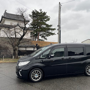 ステップワゴン RP1