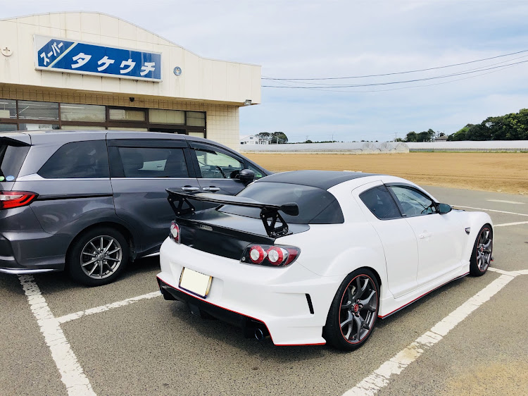 RX-8のドライブ・カミナリ・お笑い芸人・実家・スーパーマーケットに関するカスタム事例の投稿画像1枚目