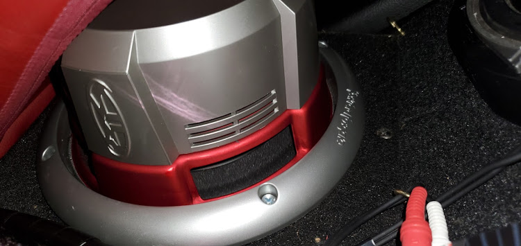 コペンのRockford Fosgate・ウーハー交換・ウーファー交換・P28S4・バックボードオーディオに関するカスタム事例の投稿画像2枚目