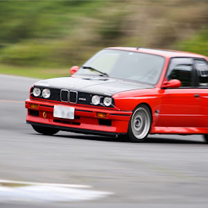 M3 クーペ E30