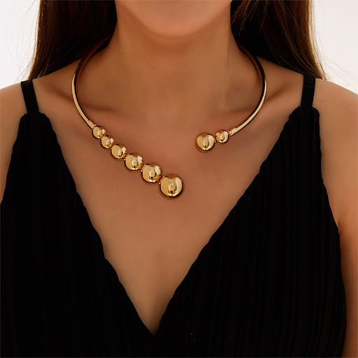 Title 5, High Profile Fashion Pearl Necklace with small ...