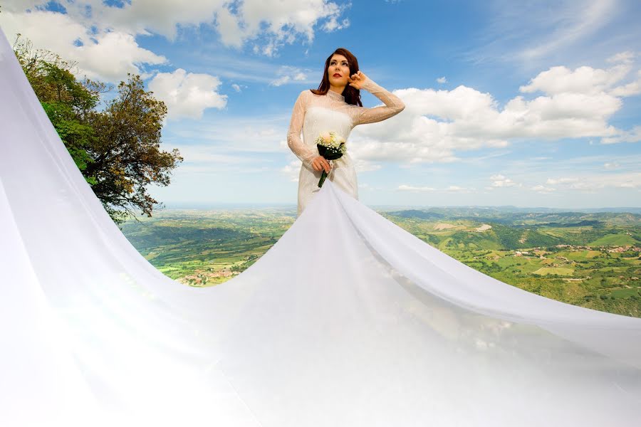 Fotografer pernikahan Evgeniy Kapanelli (capanelli). Foto tanggal 18 Mei 2021