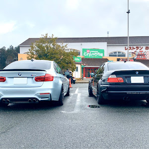 M3 セダン