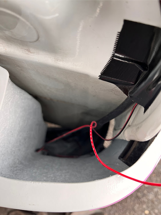 Vクラスのw447車中泊仕様・外部電源を延長コードでDIY・無くても良いけど有ると便利を追加・今回購入品は無しに関するカスタム事例の投稿画像1枚目