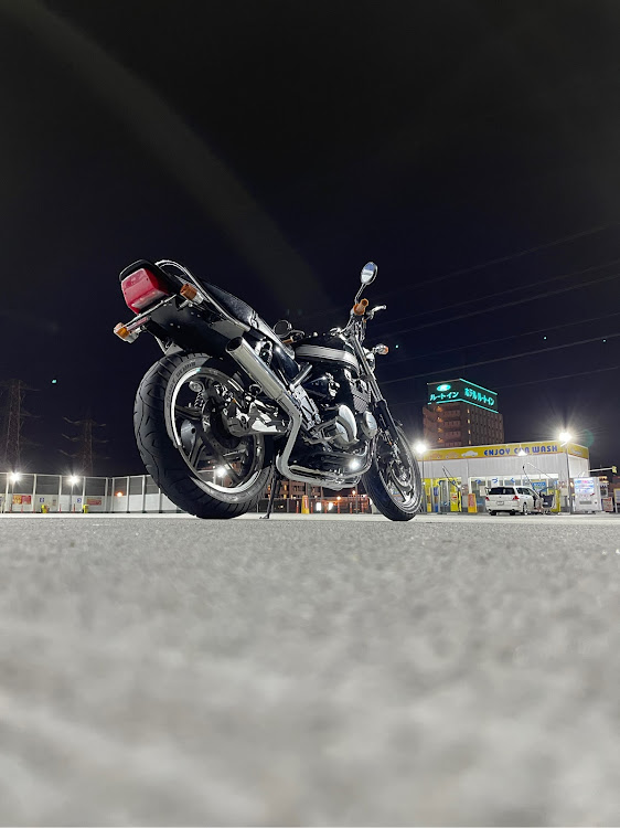 sh0t4さんが投稿したZEPHYR400・空冷4発・旧車・ツーリング・夜風で一服に関するカスタム事例の投稿画像2枚目