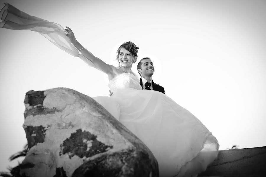 Fotógrafo de casamento Massimiliano Pioltelli (wolmark). Foto de 21 de abril 2017