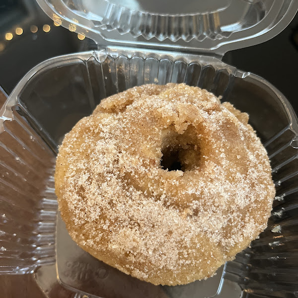 Gluten-Free Donuts at Annie & Em's Bakeshop