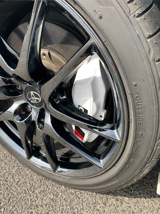マークX G'sのセダン・マークX・マークX GRsport・洗車・TOYOTAに関するカスタム事例の投稿画像3枚目