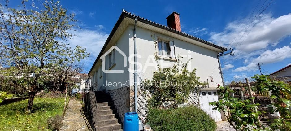 Vente maison 6 pièces 117 m² à Figeac (46100), 129 000 €