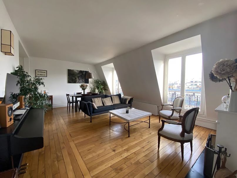 Location meublée appartement 5 pièces 102 m² à Paris 15ème (75015), 900 €