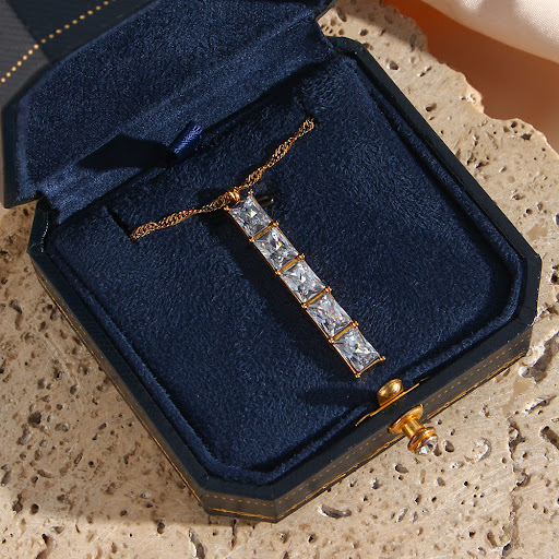 Title 4, Thea Diamond Necklace Dazzling brilliance for a...