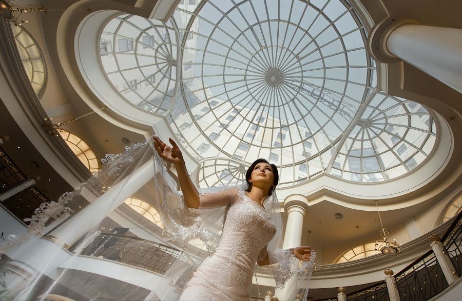 Fotógrafo de casamento Tatyana Oleynikova (foxfoto). Foto de 2 de outubro 2016