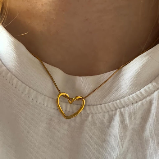 Title 2, Titanium Steel Niche Hollow Heart Necklace Wome...