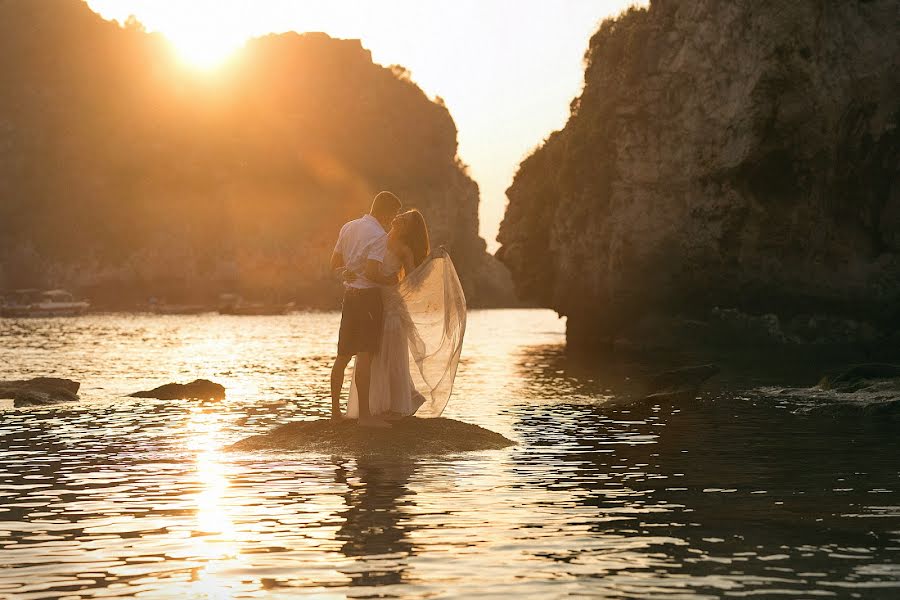 Fotógrafo de bodas Natalya Yasinevich (nata). Foto del 19 de abril 2019