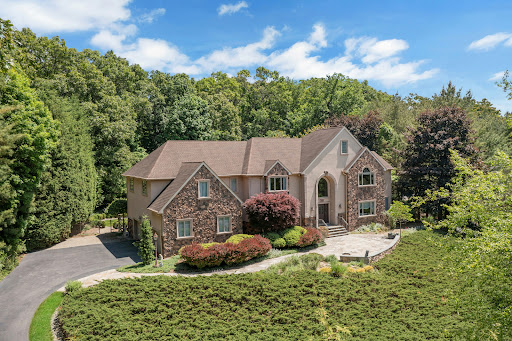 Property with pool 5