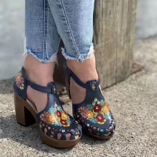 Title 9, New Summer Retro Ladies Thick Heel Sandals Euro...