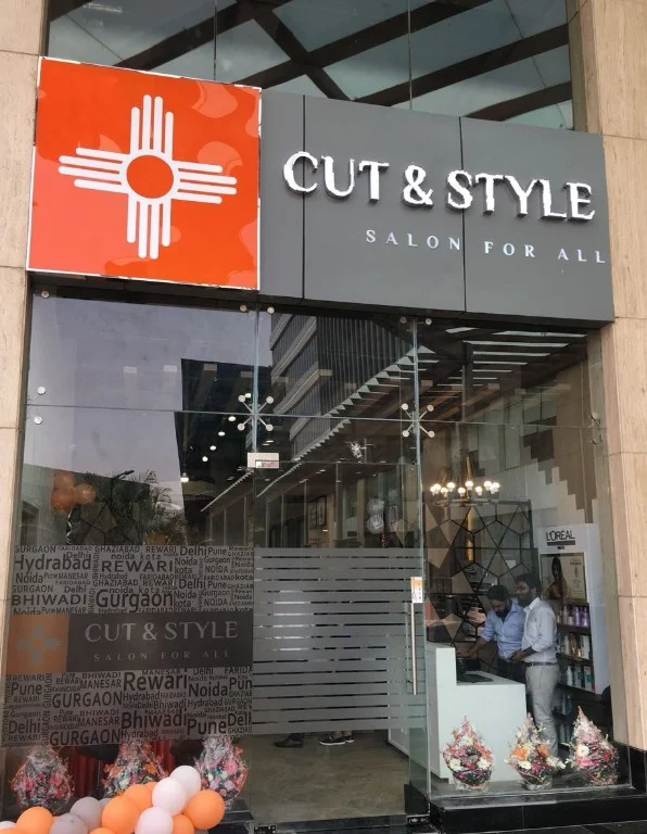 Cut & Style, JMD Megapolis photo 