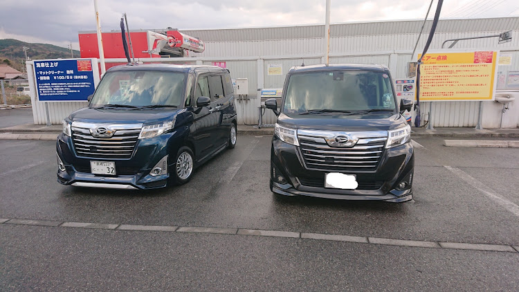トールカスタムのトール同士コラボ・たい焼き・ゼニカメ君達とコラボ・R33.R34GT-Rに関するカスタム事例の投稿画像2枚目