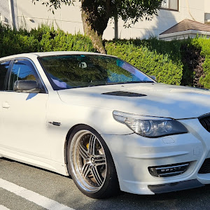 5シリーズ 550i