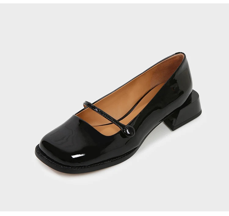 Rose Single Brautschuhe mit quadratischer Zehenpartie und niedrigem Absatz für einen stilvollen und komfortablen Hochzeitstag.