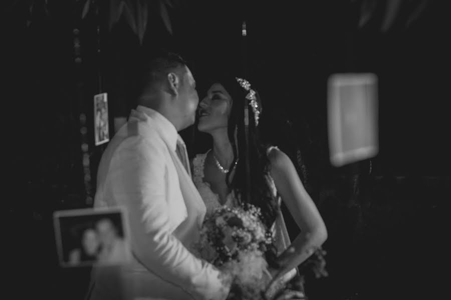 婚禮攝影師Luis Castillo（luiscastillofoto）。2018 12月13日的照片